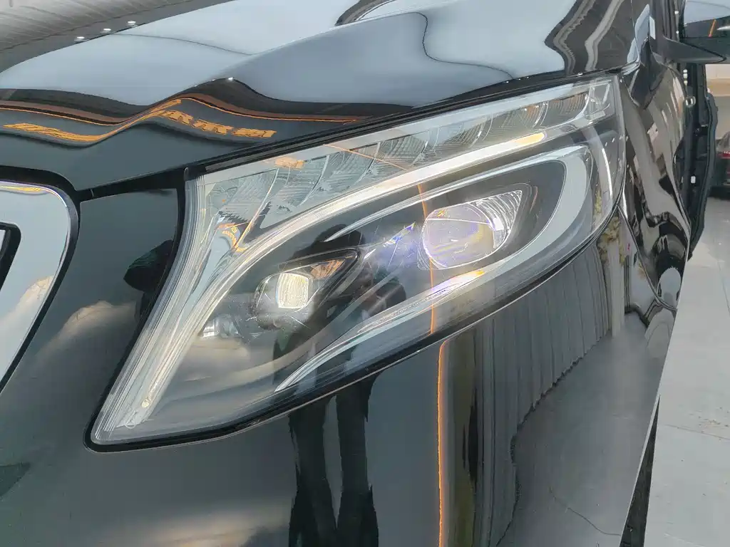 Mercedes-Benz Mercedes-Benz V-Class 2021 V 260 L Long Wheelbase Luxury Edition 2024 - thumbnail 21