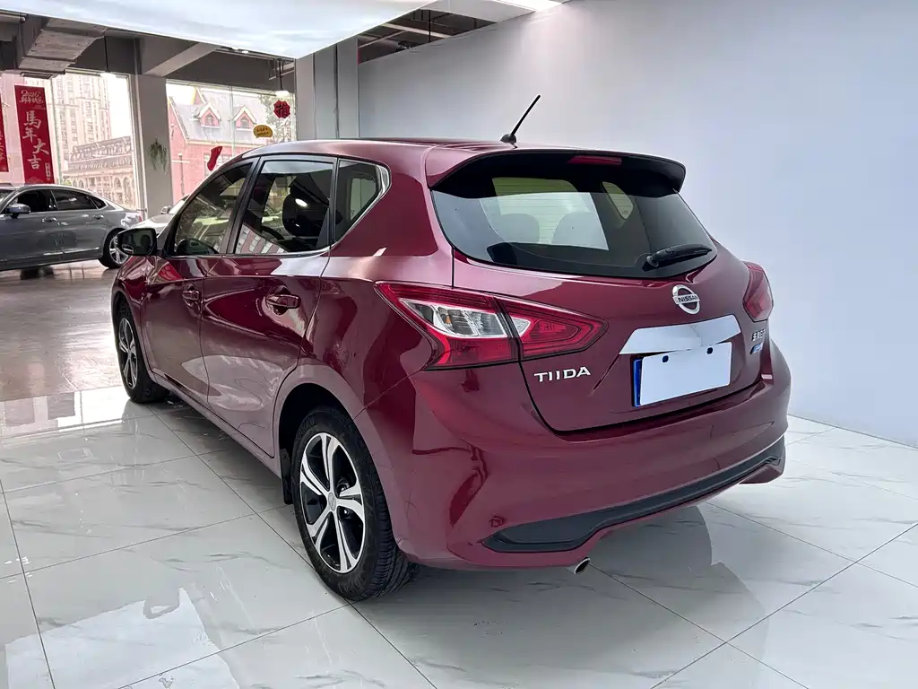 Nissan Nissan Tiida 2020 1.6L CVT Intelligent Edition 2020 - thumbnail 5