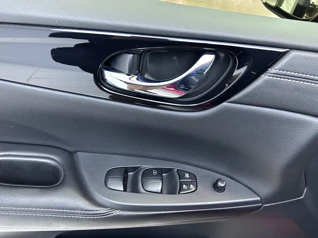 Nissan Nissan Tiida 2020 1.6L CVT Intelligent Edition 2020 - thumbnail 12