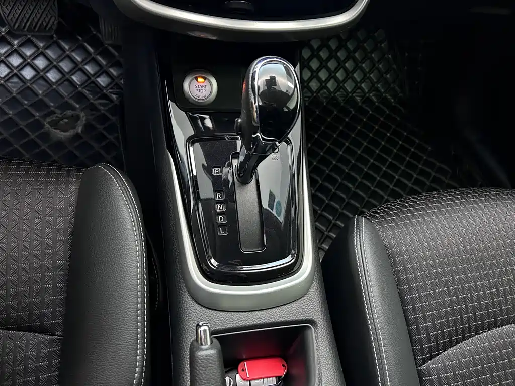 Nissan Nissan Tiida 2020 1.6L CVT Intelligent Edition 2020 - thumbnail 17