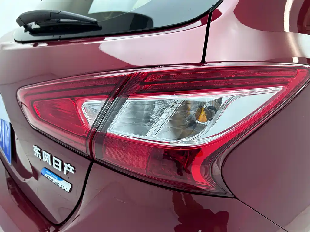 Nissan Nissan Tiida 2020 1.6L CVT Intelligent Edition 2020 - thumbnail 23