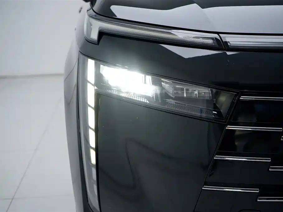GAC Trumpchi GAC Trumpchi E8 New Energy 2024 Model 150km MAX 2024 - thumbnail 13