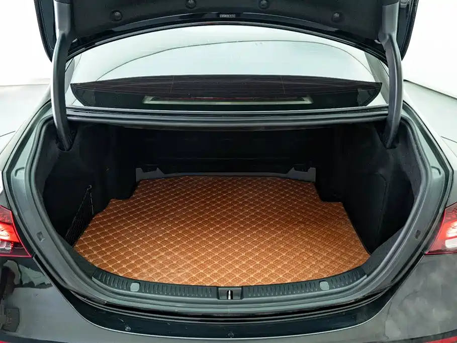 Mercedes-Benz Mercedes-Benz E-Class 2022 E 300 L Fashion Edition 2021 - thumbnail 9
