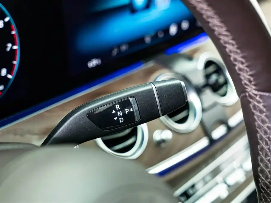 Mercedes-Benz Mercedes-Benz E-Class 2022 E 300 L Fashion Edition 2021 - thumbnail 18