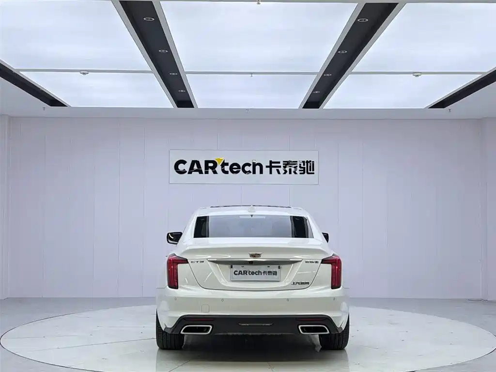 Cadillac Cadillac CT5 2022 28T Luxury 2022 - thumbnail 4