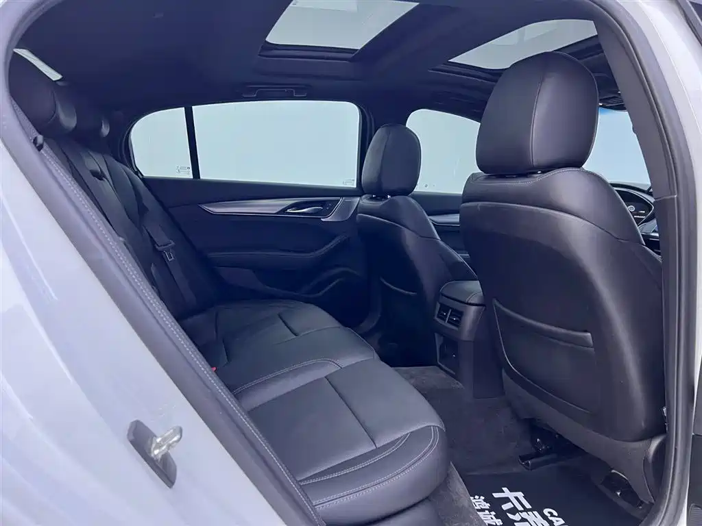 Cadillac Cadillac CT5 2022 28T Luxury 2022 - thumbnail 19