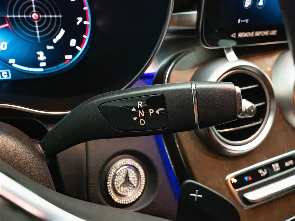 Mercedes-Benz Mercedes-Benz GLC 2022 Facelift GLC 300 L 4MATIC Dynamic Model Premium Edition 2023 - thumbnail 13