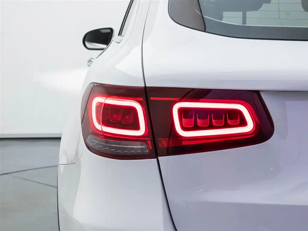 Mercedes-Benz Mercedes-Benz GLC 2022 Facelift GLC 300 L 4MATIC Dynamic Model Premium Edition 2023 - thumbnail 25