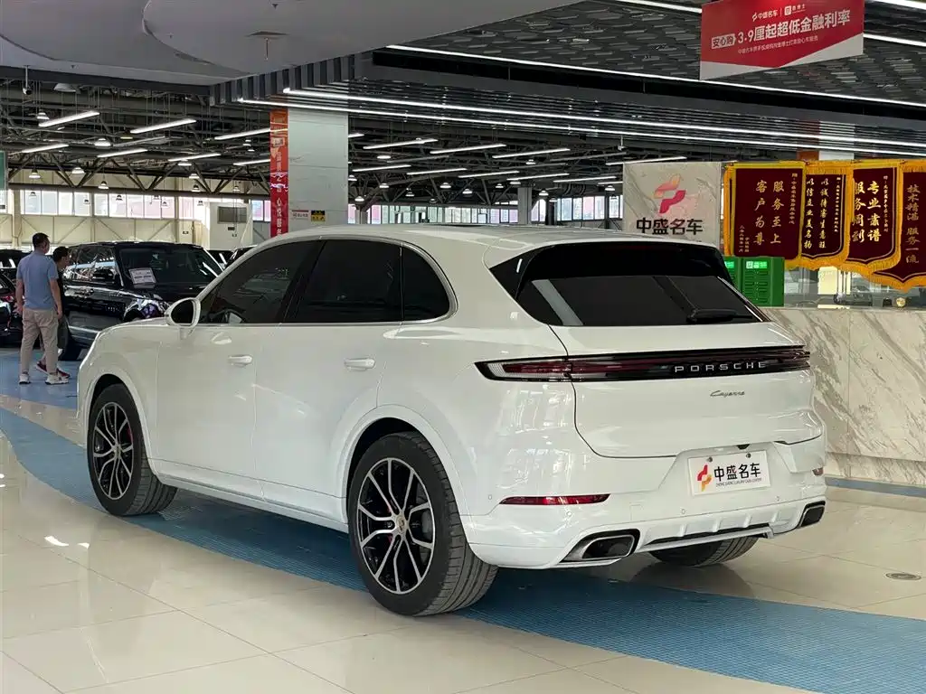 Porsche Porsche Cayenne 3.0T 2024 2024 - thumbnail 5