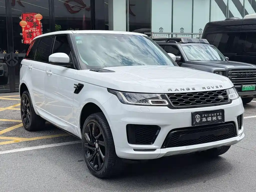 Land Rover Range Rover Sport 2018 3.0 SC V6 HSE DYNAMIC 2018 - thumbnail 2