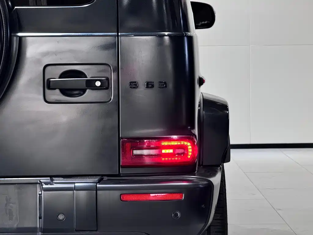 Mercedes-Benz Mercedes-Benz G-Class AMG 2020 Model AMG G 63 US Specification 2023 - thumbnail 17