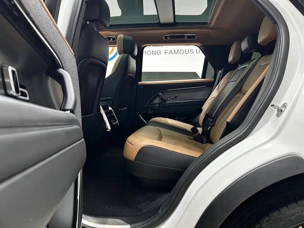Land Rover Range Rover Sport 2024 400PS Dynamic SE 2024 - thumbnail 14