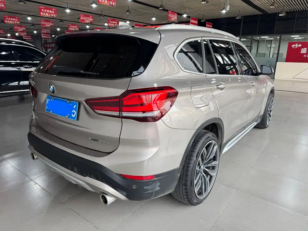 BMW BMW X1 xDrive25Li Premium Model 2020 2020 - thumbnail 4
