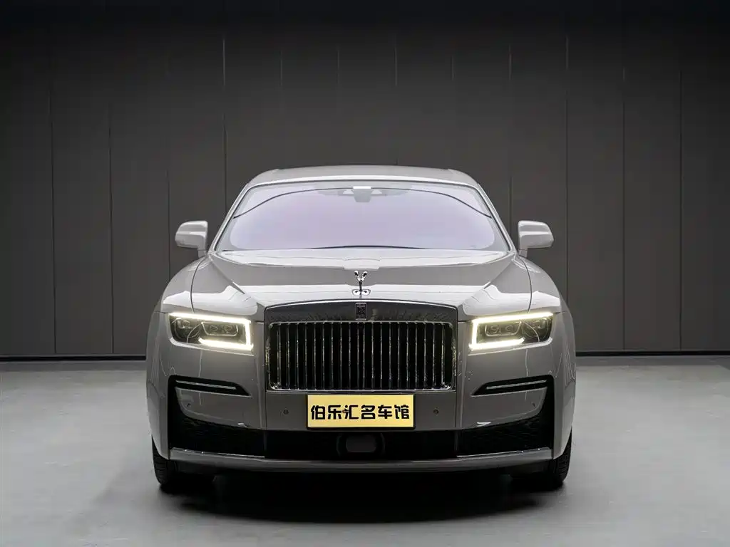 Rolls-Royce Ghost 2024 6.7T Standard Wheelbase Version 2024 - thumbnail 2