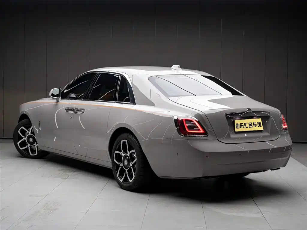 Rolls-Royce Ghost 2024 6.7T Standard Wheelbase Version 2024 - thumbnail 3