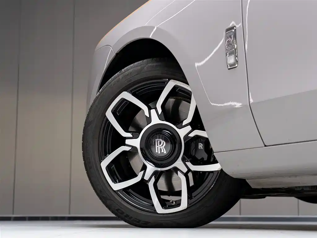 Rolls-Royce Ghost 2024 6.7T Standard Wheelbase Version 2024 - thumbnail 4