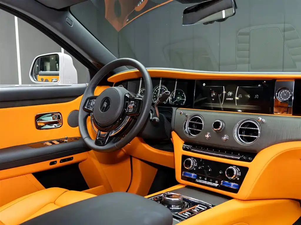 Rolls-Royce Ghost 2024 6.7T Standard Wheelbase Version 2024 - thumbnail 16