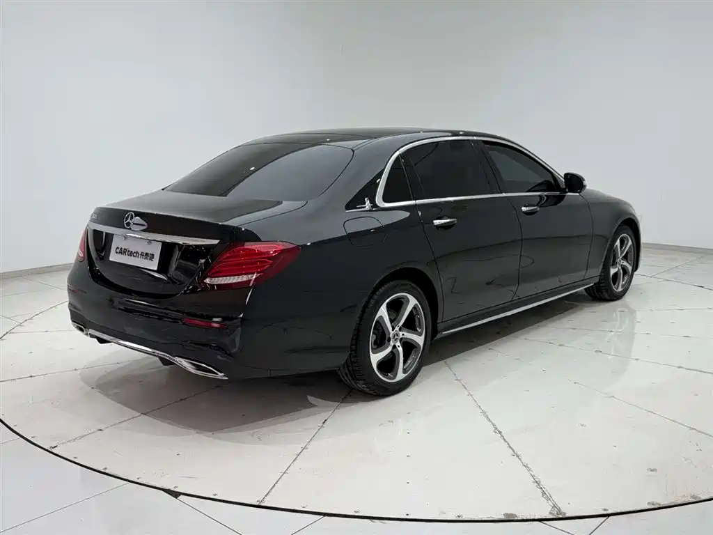Mercedes-Benz Mercedes-Benz E-Class 2019 Facelift E 300 L Sport Style 2019 - thumbnail 8