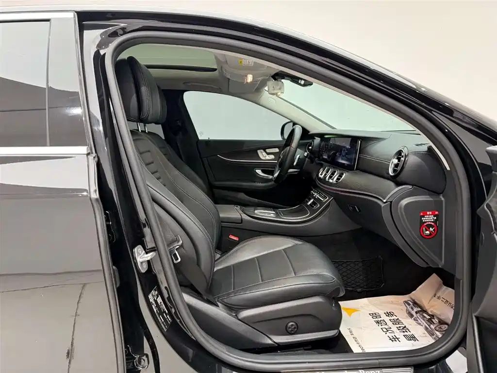 Mercedes-Benz Mercedes-Benz E-Class 2019 Facelift E 300 L Sport Style 2019 - thumbnail 19