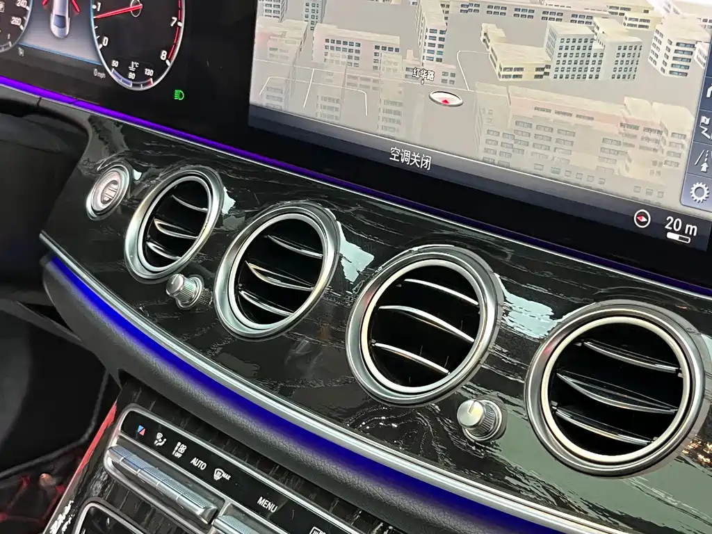Mercedes-Benz Mercedes-Benz E-Class 2019 Facelift E 300 L Sport Style 2019 - thumbnail 17