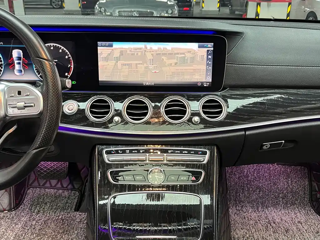 Mercedes-Benz Mercedes-Benz E-Class 2019 Facelift E 300 L Sport Style 2019 - thumbnail 22