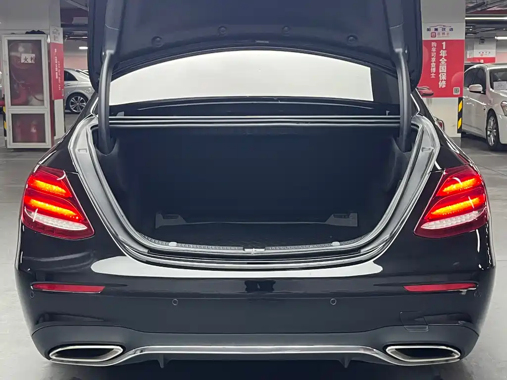 Mercedes-Benz Mercedes-Benz E-Class 2019 Facelift E 300 L Sport Style 2019 - thumbnail 23