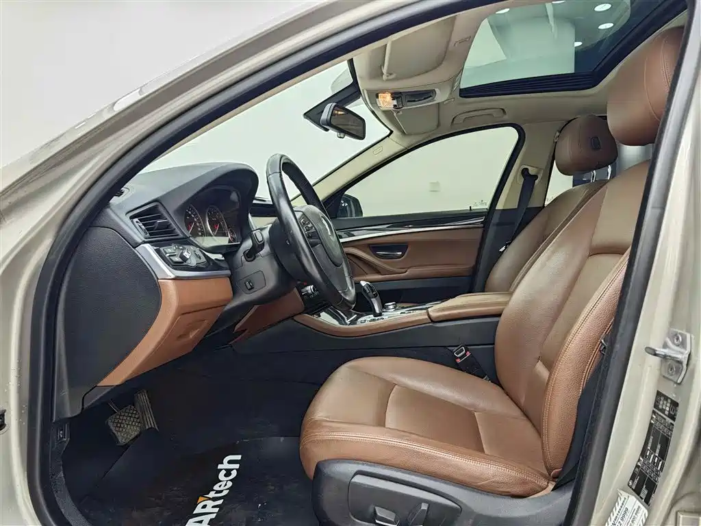 BMW BMW 5 Series Import 2015 520i Elegant 2015 - thumbnail 15
