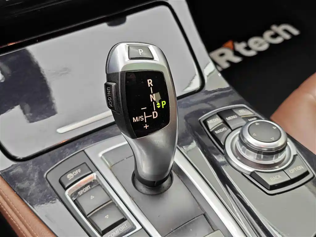 BMW BMW 5 Series Import 2015 520i Elegant 2015 - thumbnail 16