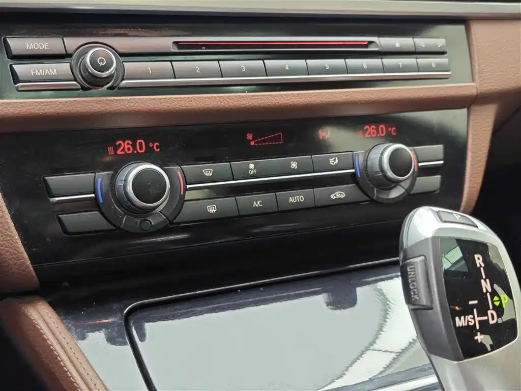 BMW BMW 5 Series Import 2015 520i Elegant 2015 - thumbnail 20