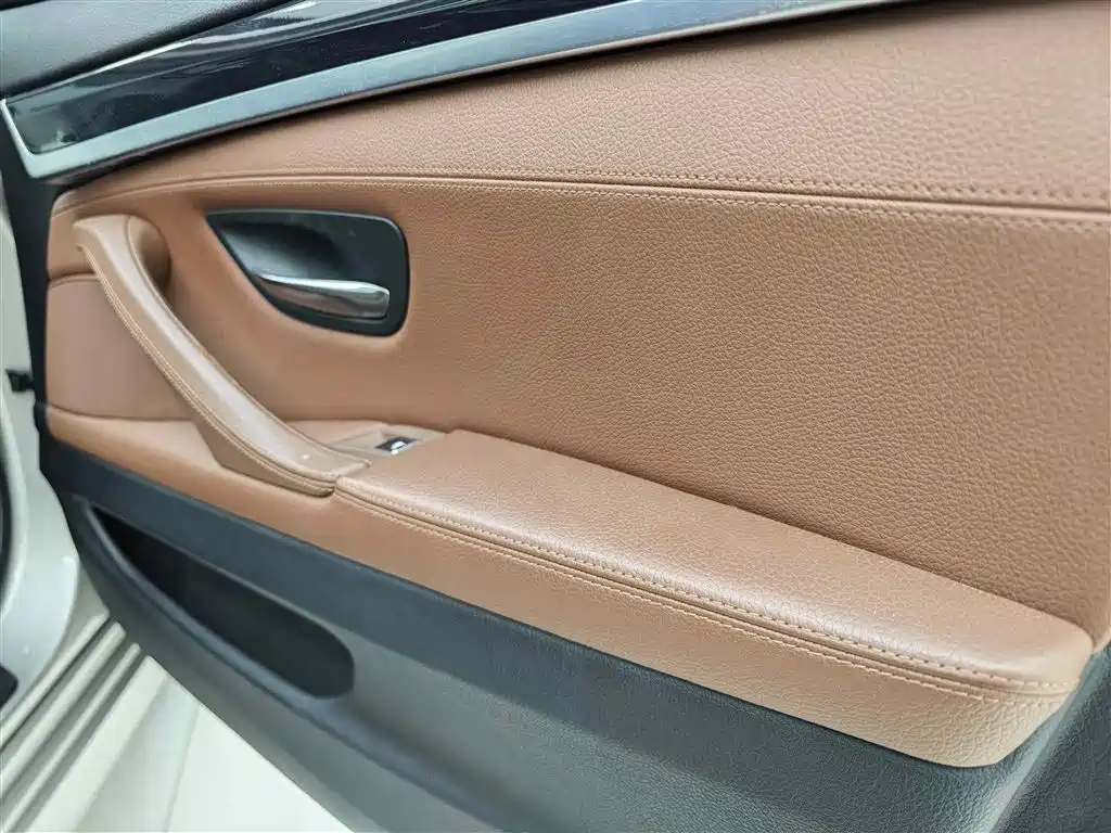 BMW BMW 5 Series Import 2015 520i Elegant 2015 - thumbnail 27