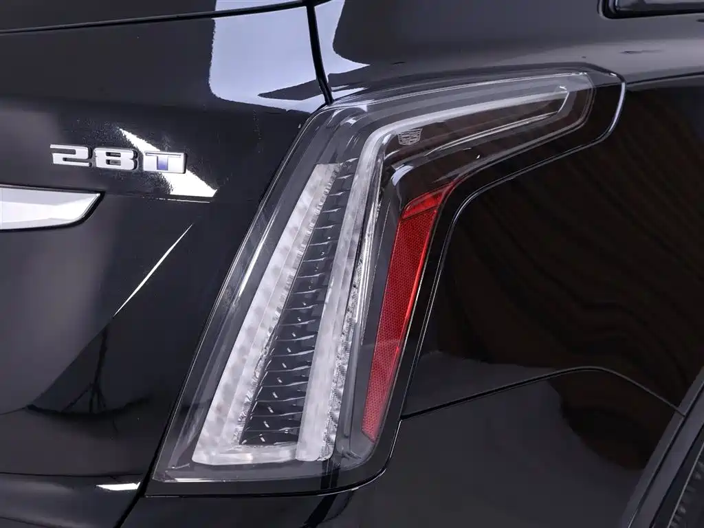 Cadillac Cadillac XT5 2022 2.0T AWD Luxury (Hummingbird Edition) 2022 - thumbnail 9
