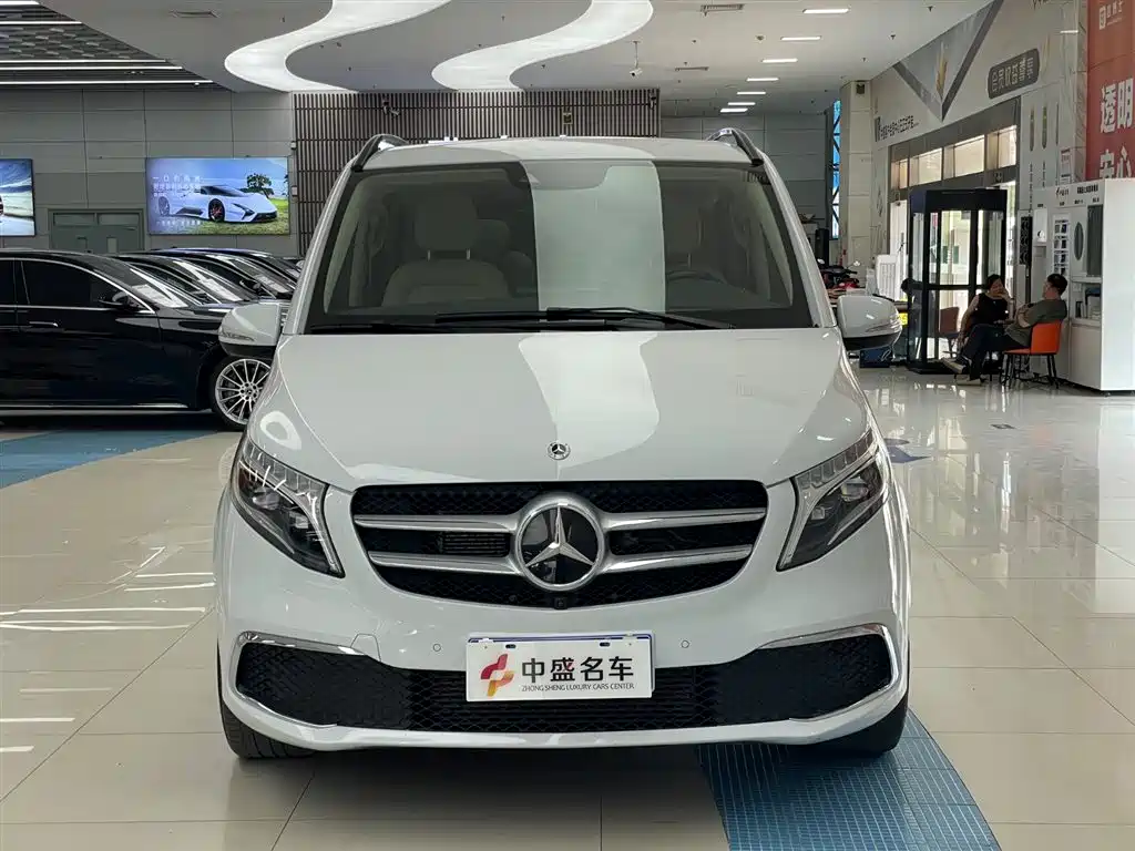 Mercedes-Benz Mercedes-Benz V-Class 2021 V 260 L Long Wheelbase Luxury Edition 2022 - thumbnail 2