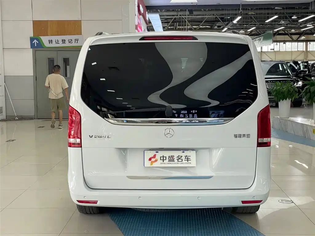 Mercedes-Benz Mercedes-Benz V-Class 2021 V 260 L Long Wheelbase Luxury Edition 2022 - thumbnail 6