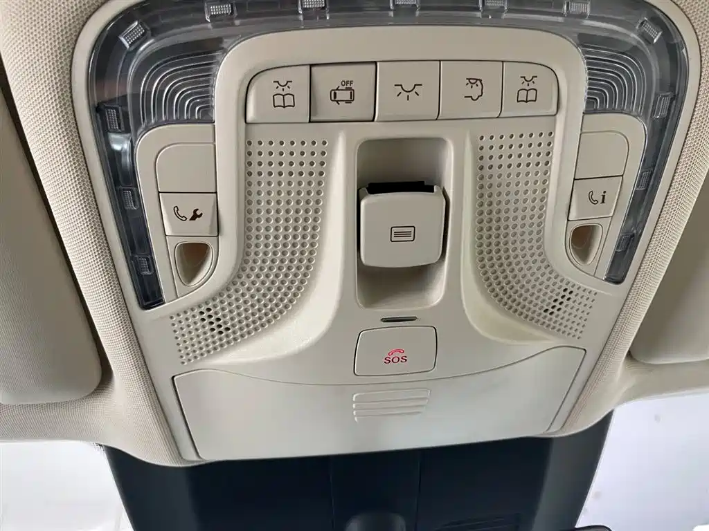 Mercedes-Benz Mercedes-Benz V-Class 2021 V 260 L Long Wheelbase Luxury Edition 2022 - thumbnail 28