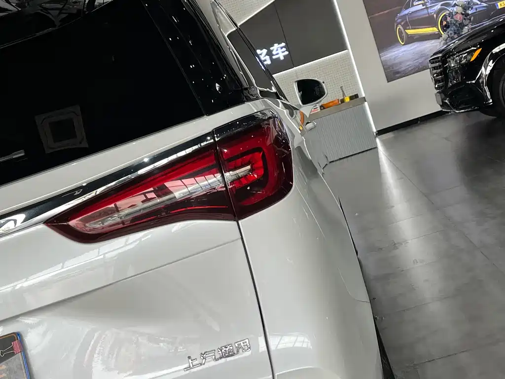 Buick Buick GL8 2023 ES Landmark Flagship 2023 - thumbnail 8