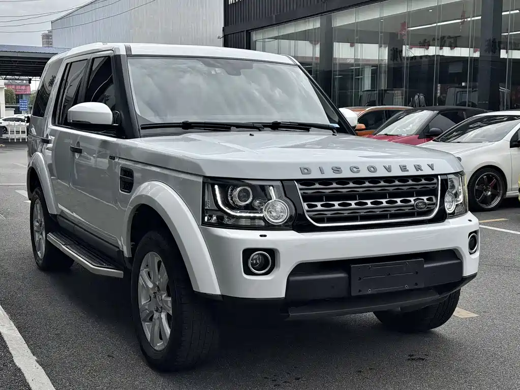 Land Rover Discovery 2016 3.0 SC Black Diamond Edition SE 2016 - thumbnail 3