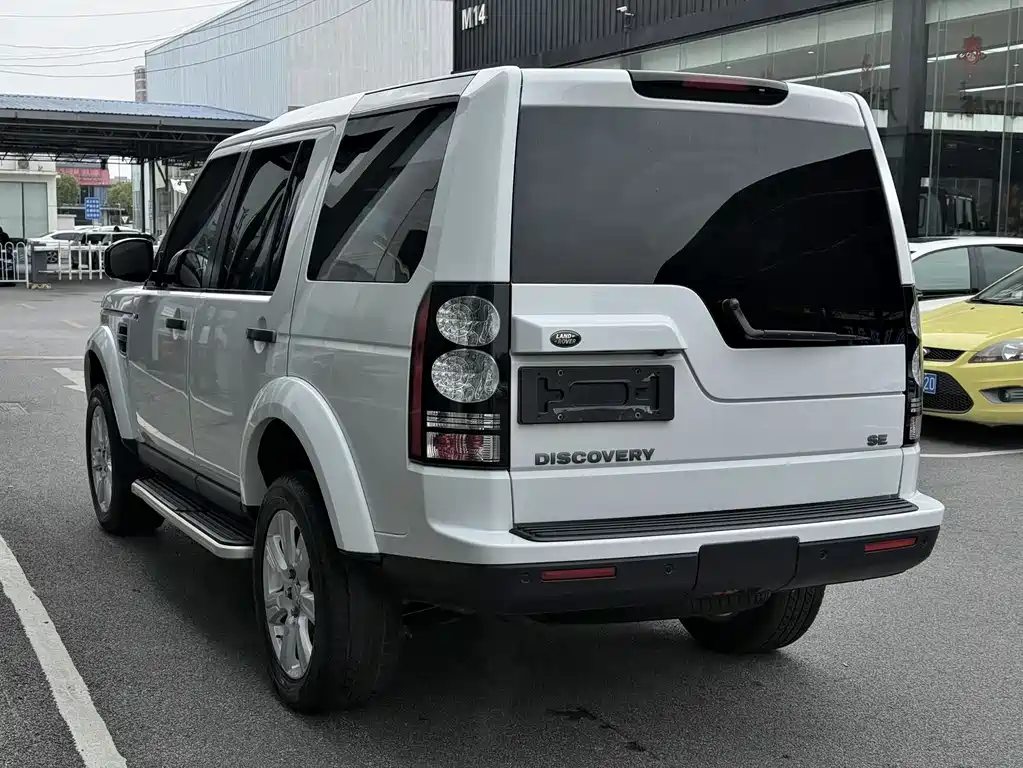 Land Rover Discovery 2016 3.0 SC Black Diamond Edition SE 2016 - thumbnail 6