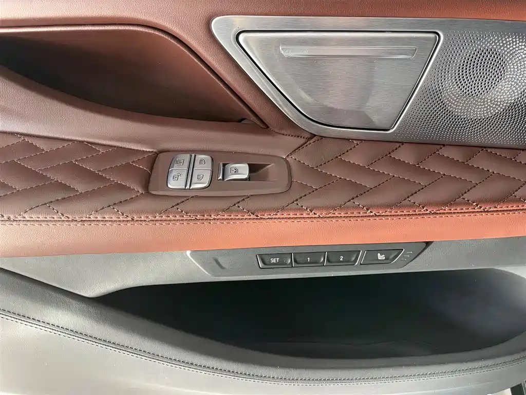 BMW BMW 7 Series 2019 Facelift 740Li xDrive Executive Luxury Package 2020 - thumbnail 14
