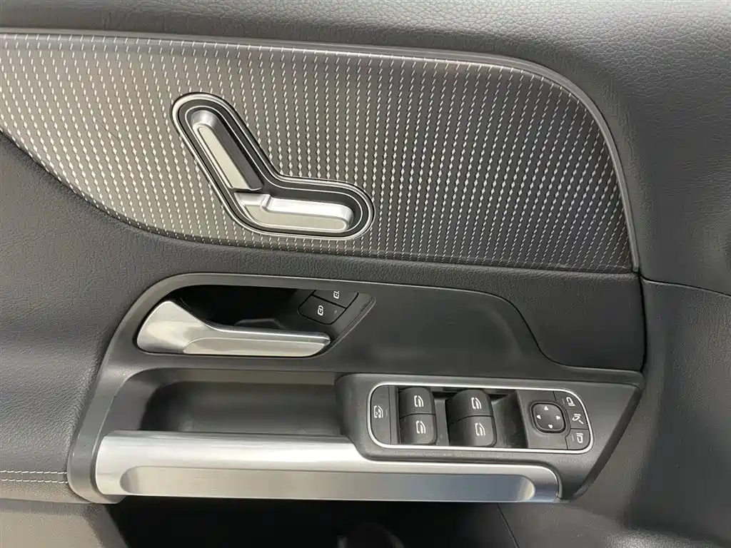 Mercedes-Benz Mercedes-Benz GLB 2020 Facelift GLB 200 Sport Edition 2020 - thumbnail 10