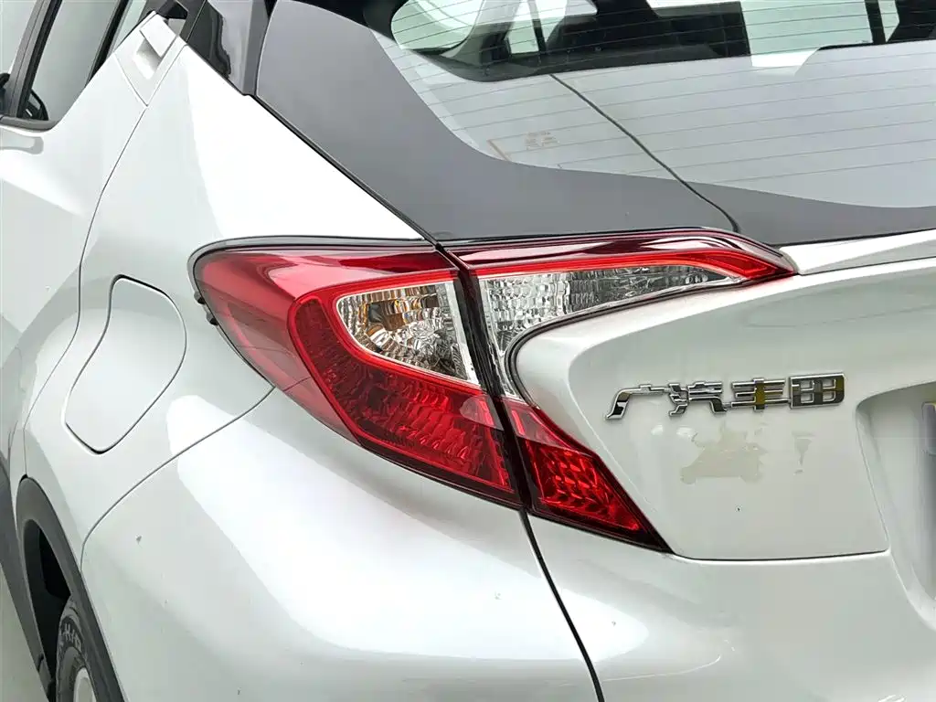 Toyota Toyota C-HR 2023 2.0L Hybrid Comfort Edition 2023 - thumbnail 7