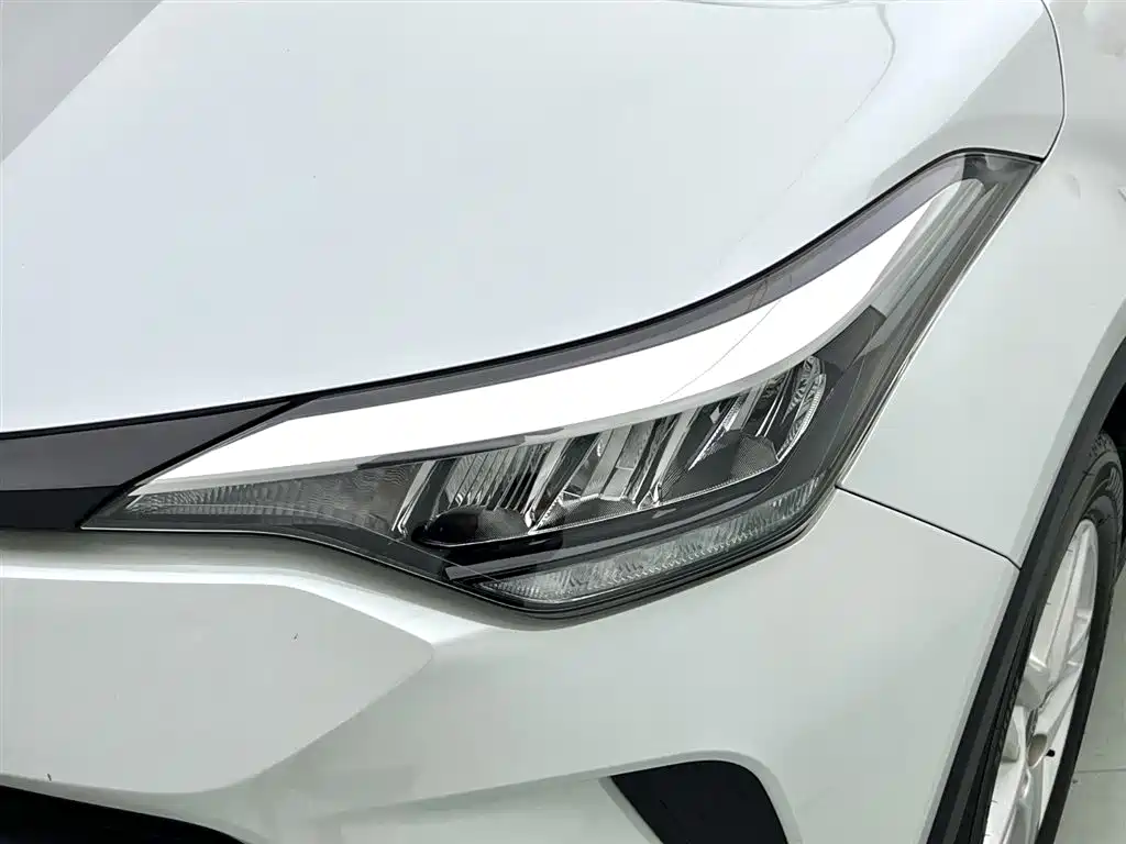 Toyota Toyota C-HR 2023 2.0L Hybrid Comfort Edition 2023 - thumbnail 9