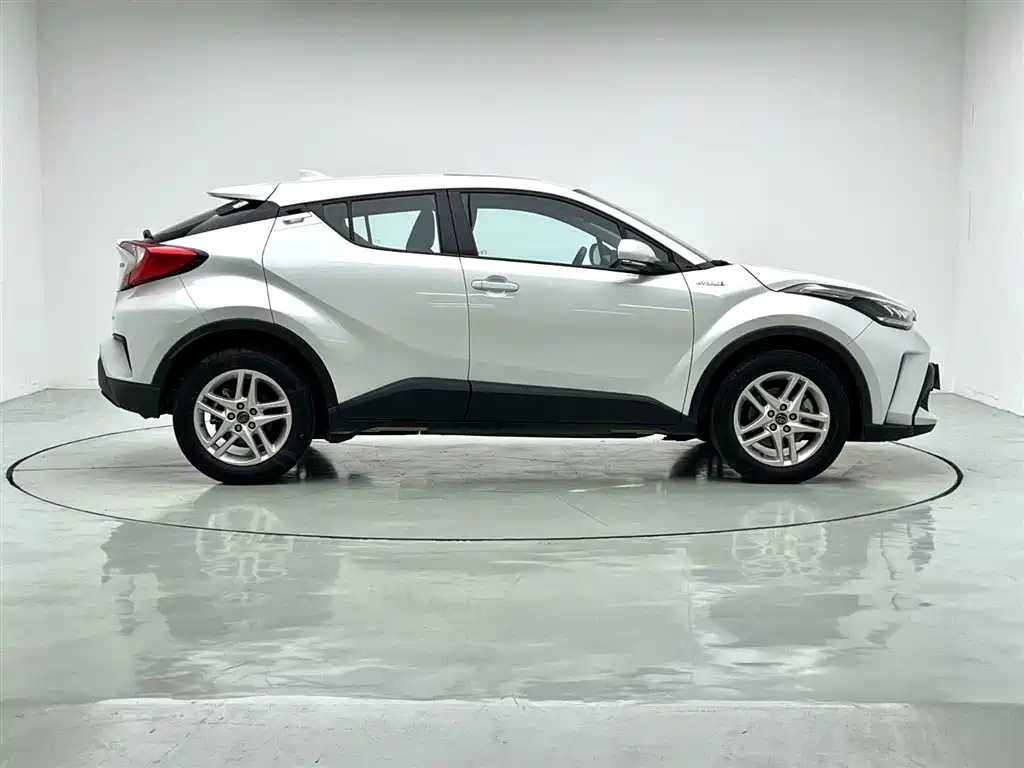 Toyota Toyota C-HR 2023 2.0L Hybrid Comfort Edition 2023 - thumbnail 11
