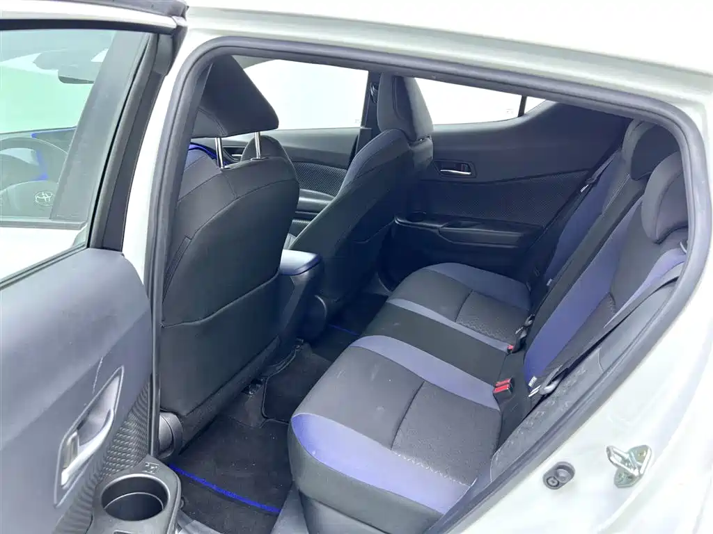 Toyota Toyota C-HR 2023 2.0L Hybrid Comfort Edition 2023 - thumbnail 13