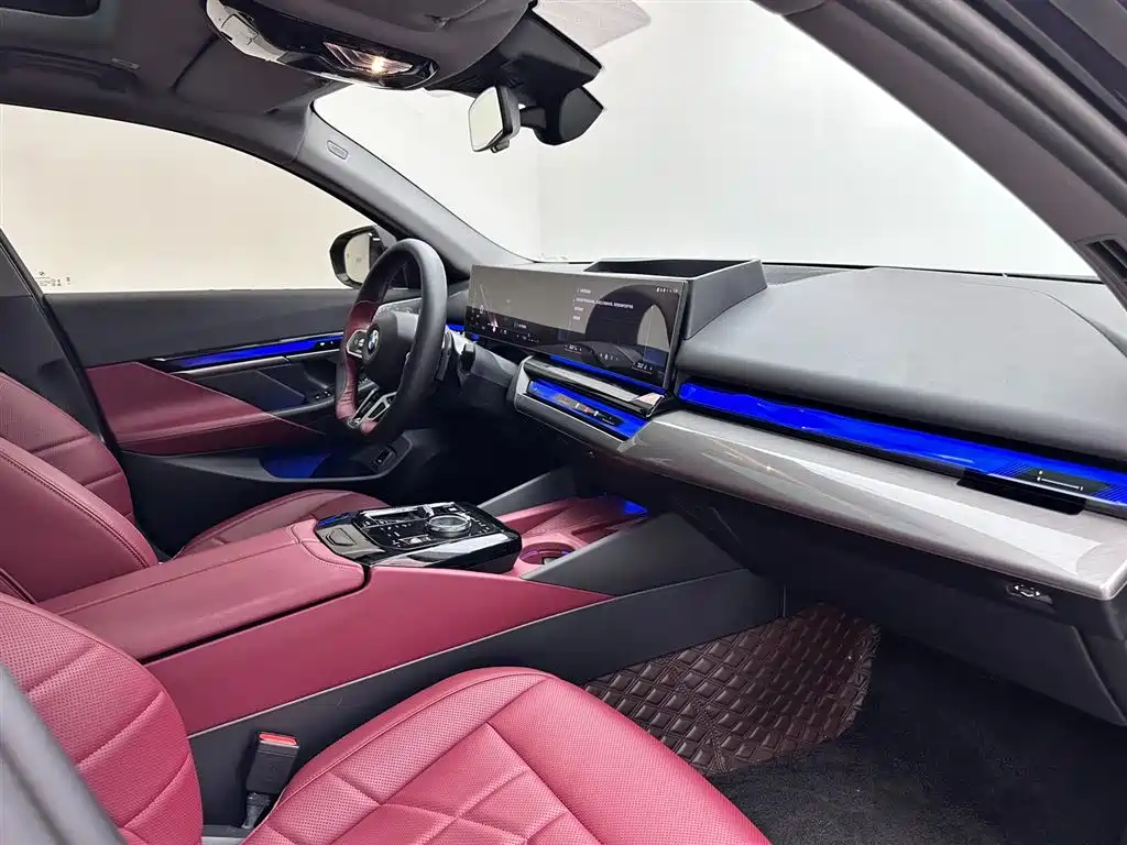 BMW BMW 5 Series 2024 530Li Leading Model M Sport Package 2024 - thumbnail 11