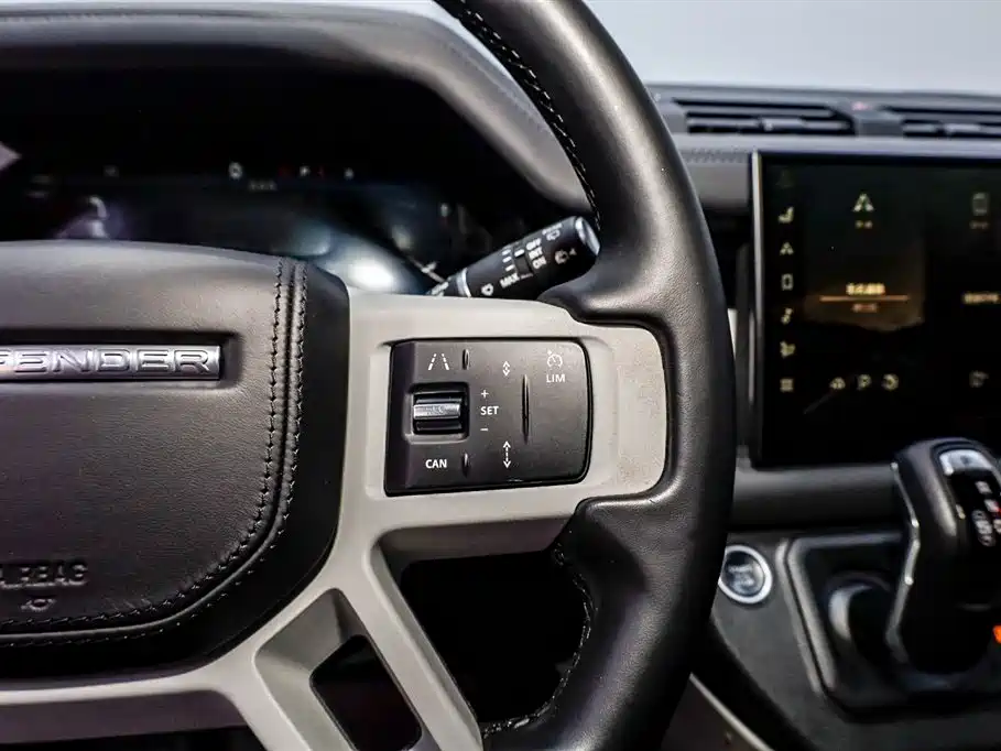 Land Rover Land Rover Defender 2022 110 P400 X-DYNAMIC HSE 2022 - thumbnail 29