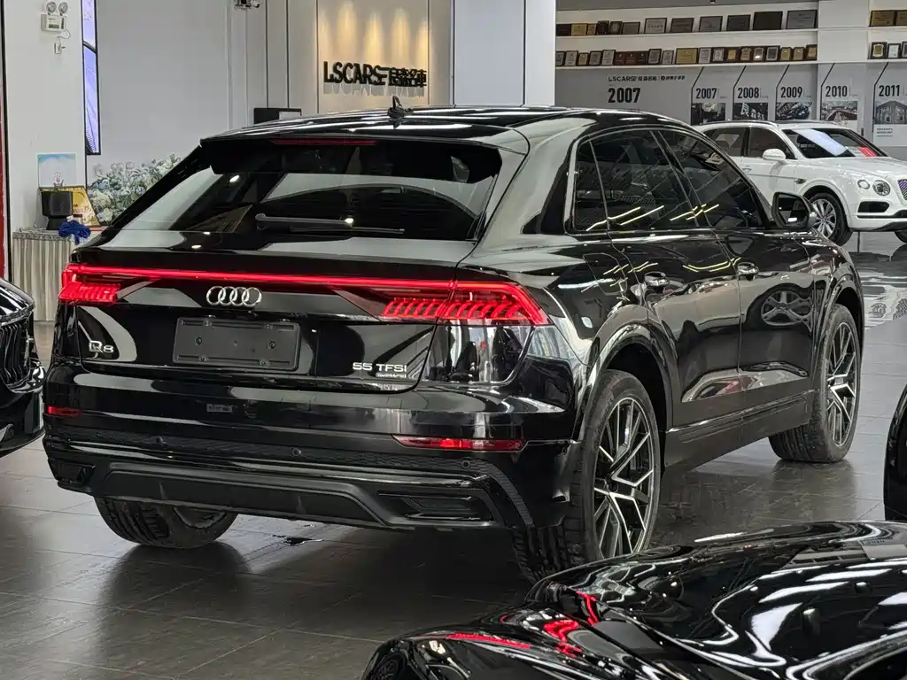 Audi Audi Q8 2019 55 TFSI Premium Dynamic Edition 2020 - thumbnail 6
