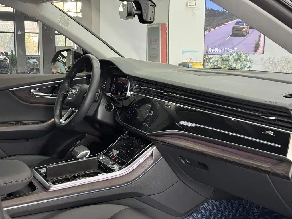 Audi Audi Q8 2019 55 TFSI Premium Dynamic Edition 2020 - thumbnail 9