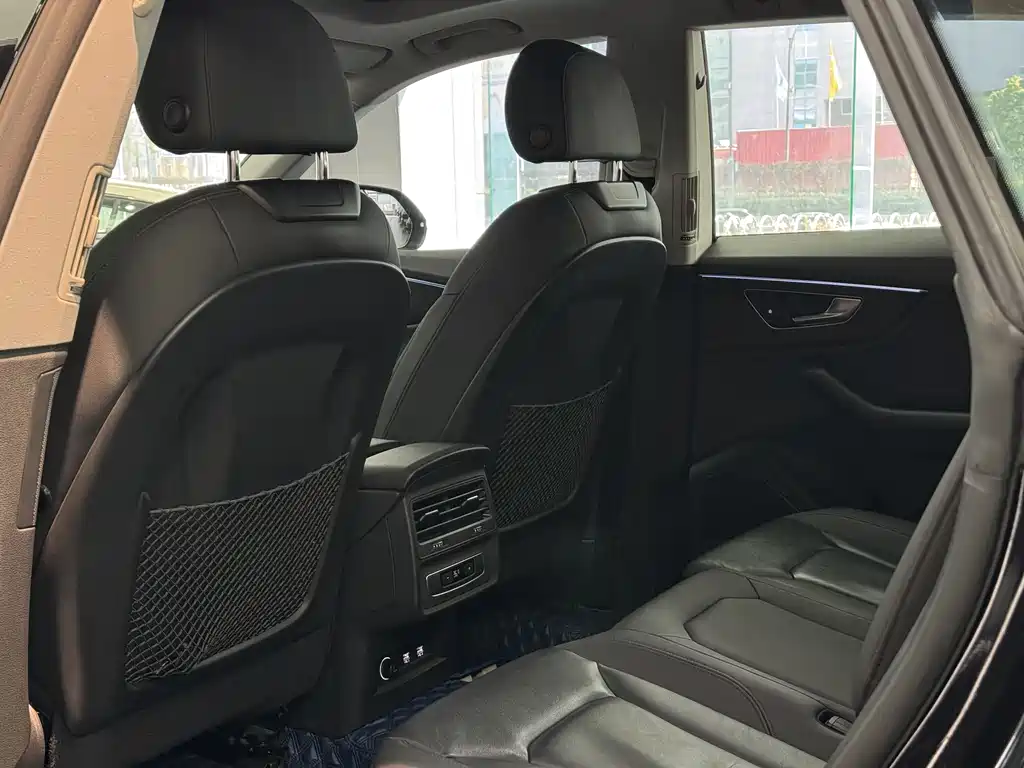 Audi Audi Q8 2019 55 TFSI Premium Dynamic Edition 2020 - thumbnail 16