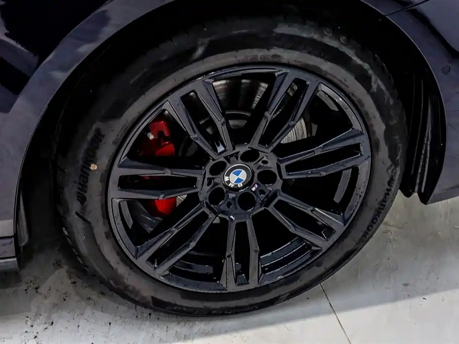 BMW BMW 5 Series 2024 530Li Leading Model M Sport Package 2025 - thumbnail 16