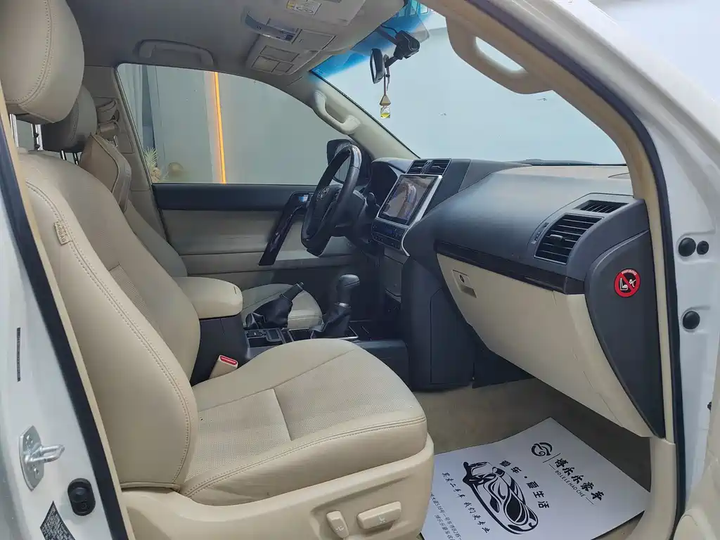 Toyota Toyota Prado (Imported) 2020 Model 2.7L Automatic 2020 - thumbnail 10